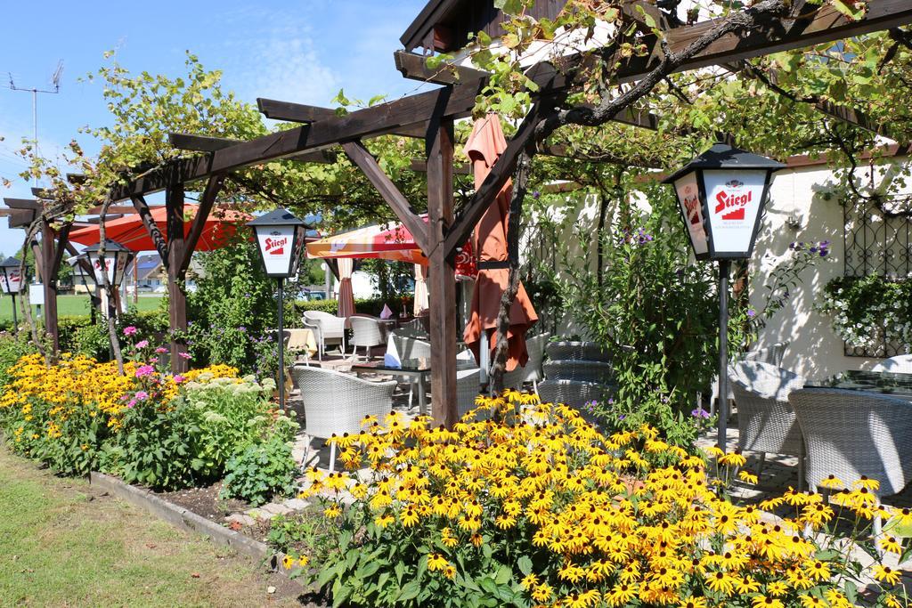 Gasthof Weissenbach Strobl Exterior foto